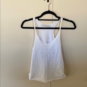 Stillwater white tank